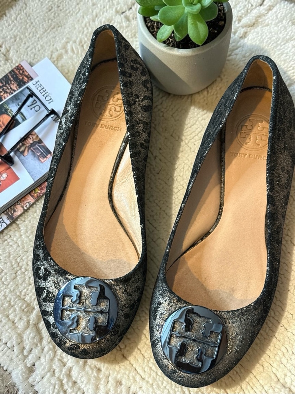 Tory Burch Black Leopard Logo Ballet Flats 6.5